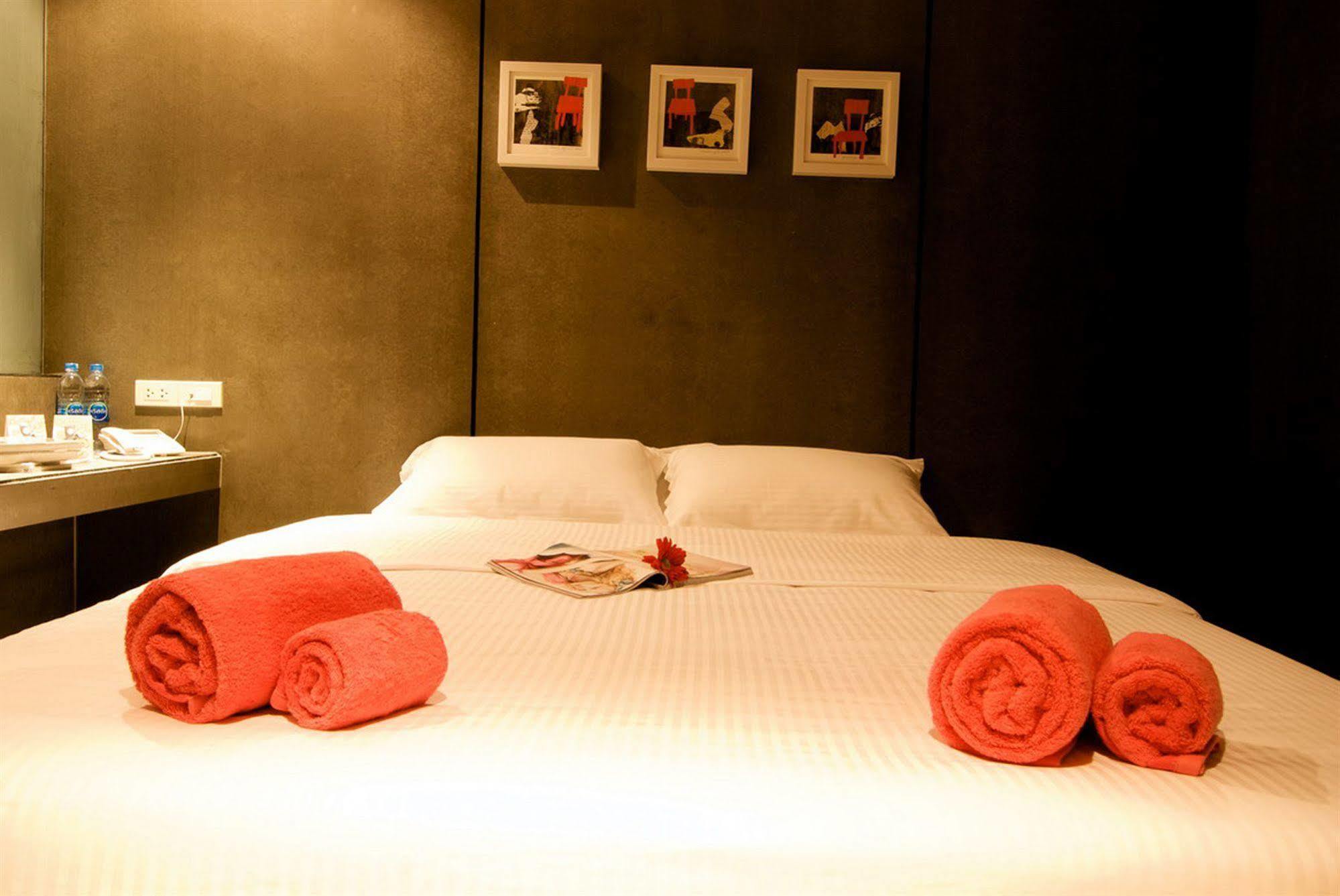 Hotel Justbeds Bangkok Exterior foto