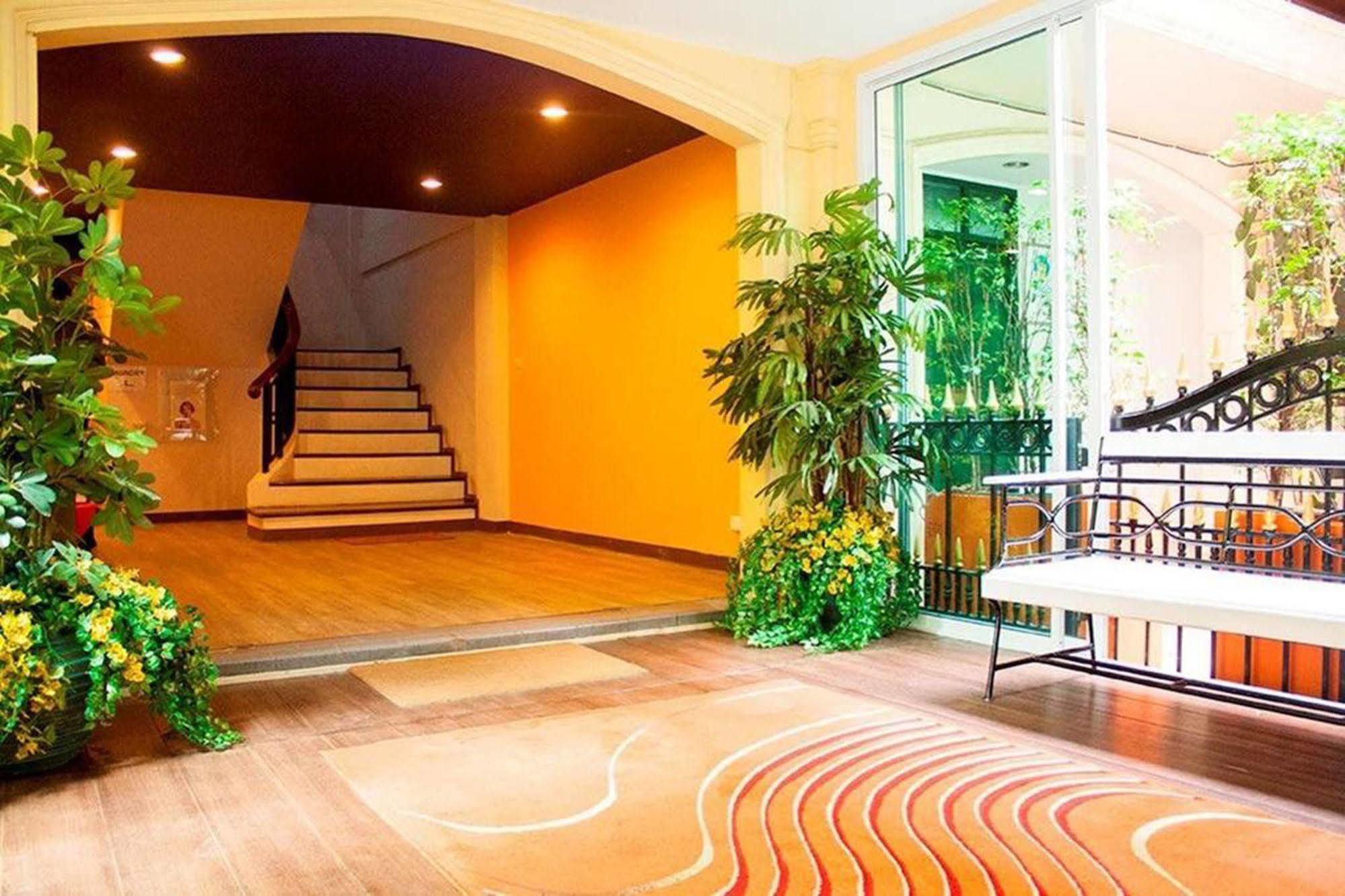 Hotel Justbeds Bangkok Exterior foto
